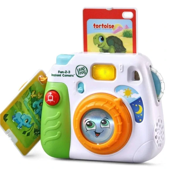 LeapFrog Fun-2-3 Instant Camera (English Version) - Picture 6 of 6